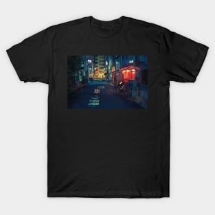 Neo Tokyo - Quiet street in Shinjuku T-Shirt